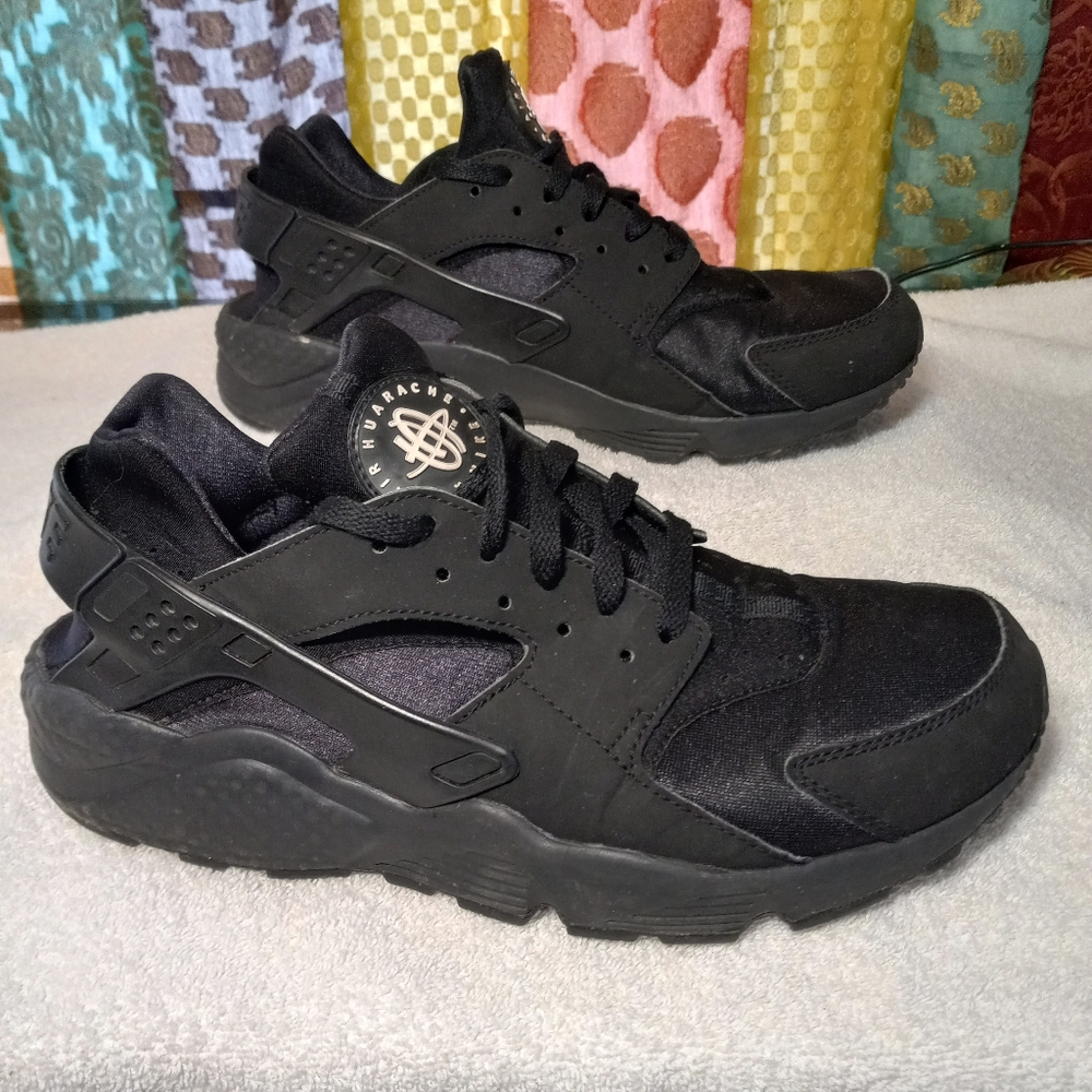Women's Nike Air Huarache, size 10.5